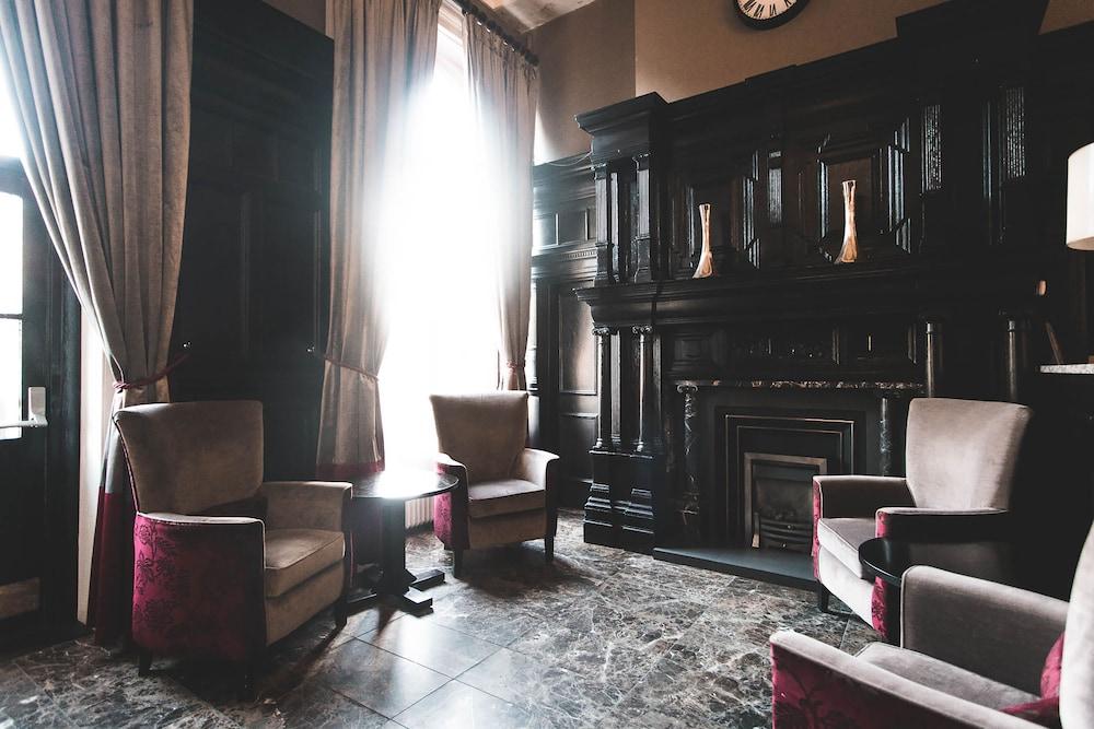Great Victoria 4* Bradford (West Yorkshire)